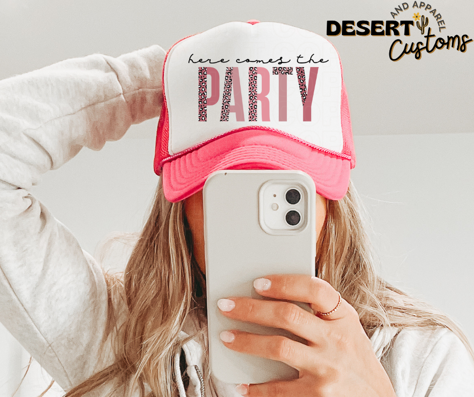 Here Comes The Party Pink Leopard - Snap Back Women's Trucker Hat