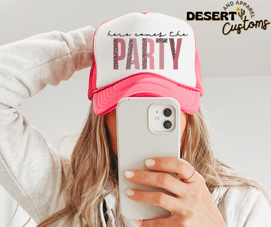 Here Comes The Party Pink Leopard - Snap Back Women's Trucker Hat